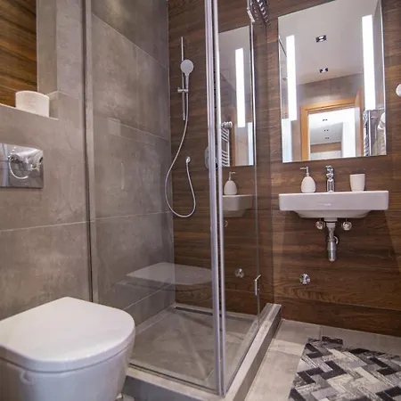 Luxury Kalman Centar Apart Otel