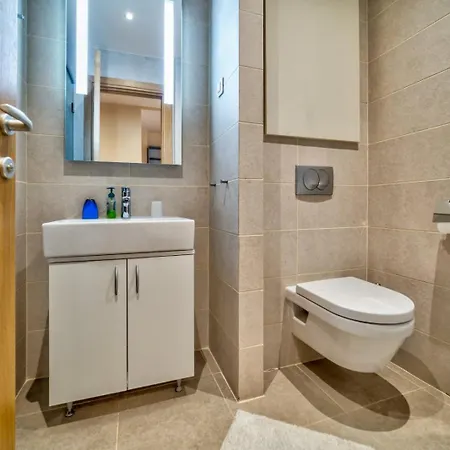 Luxury Kalman Centar Apart Otel